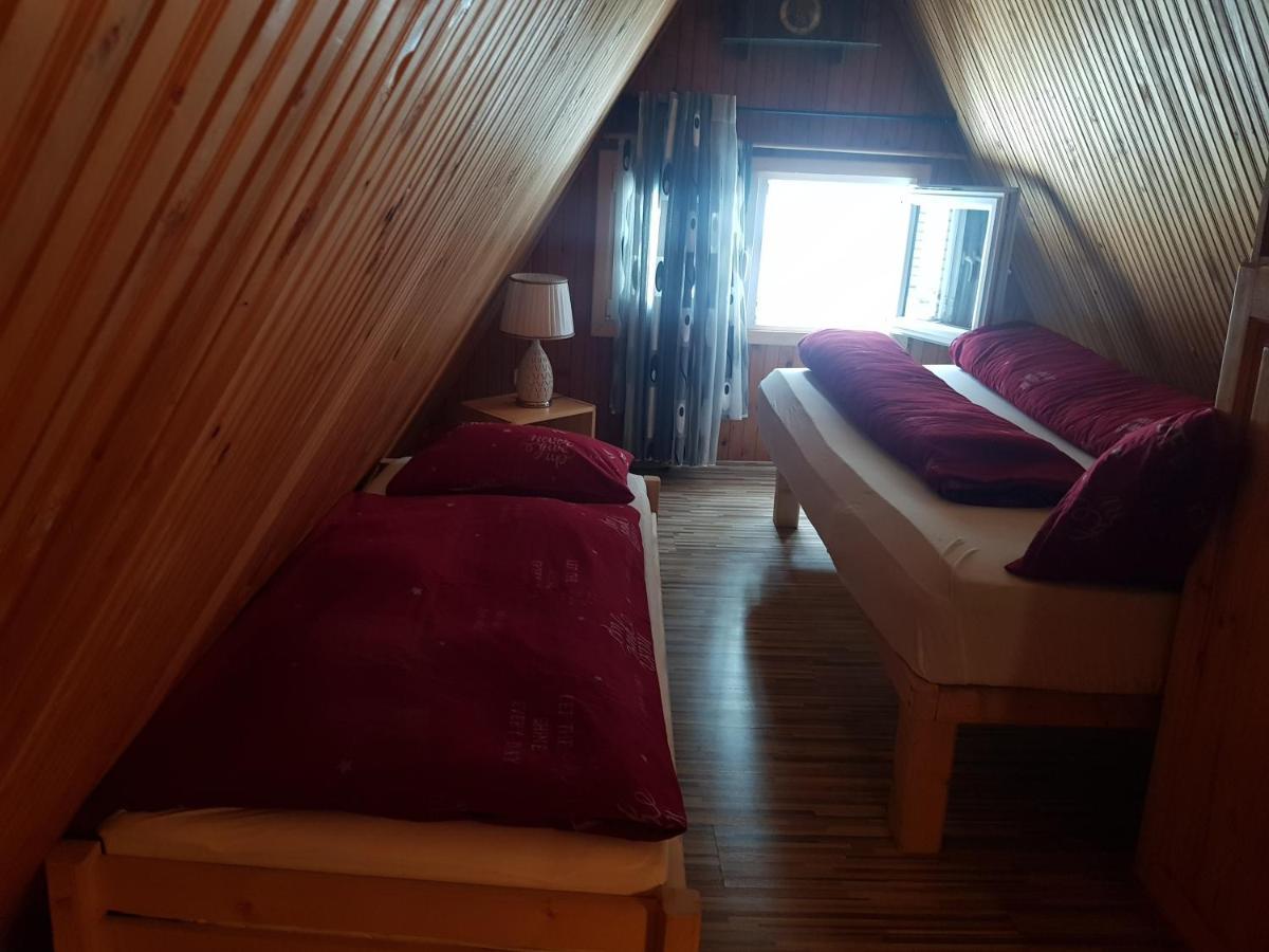 Enjoy The Silence Holiday Home Влашич Екстер'єр фото